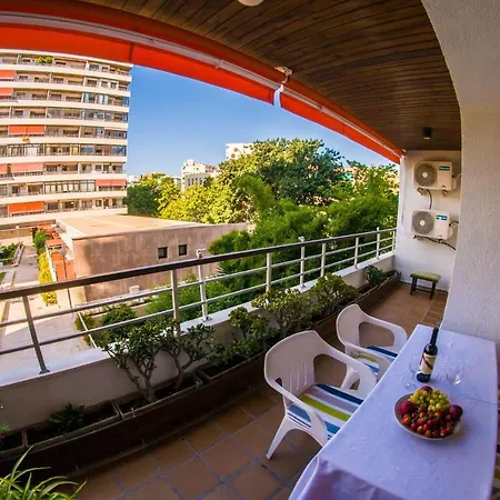 Apartament La Nogalera *